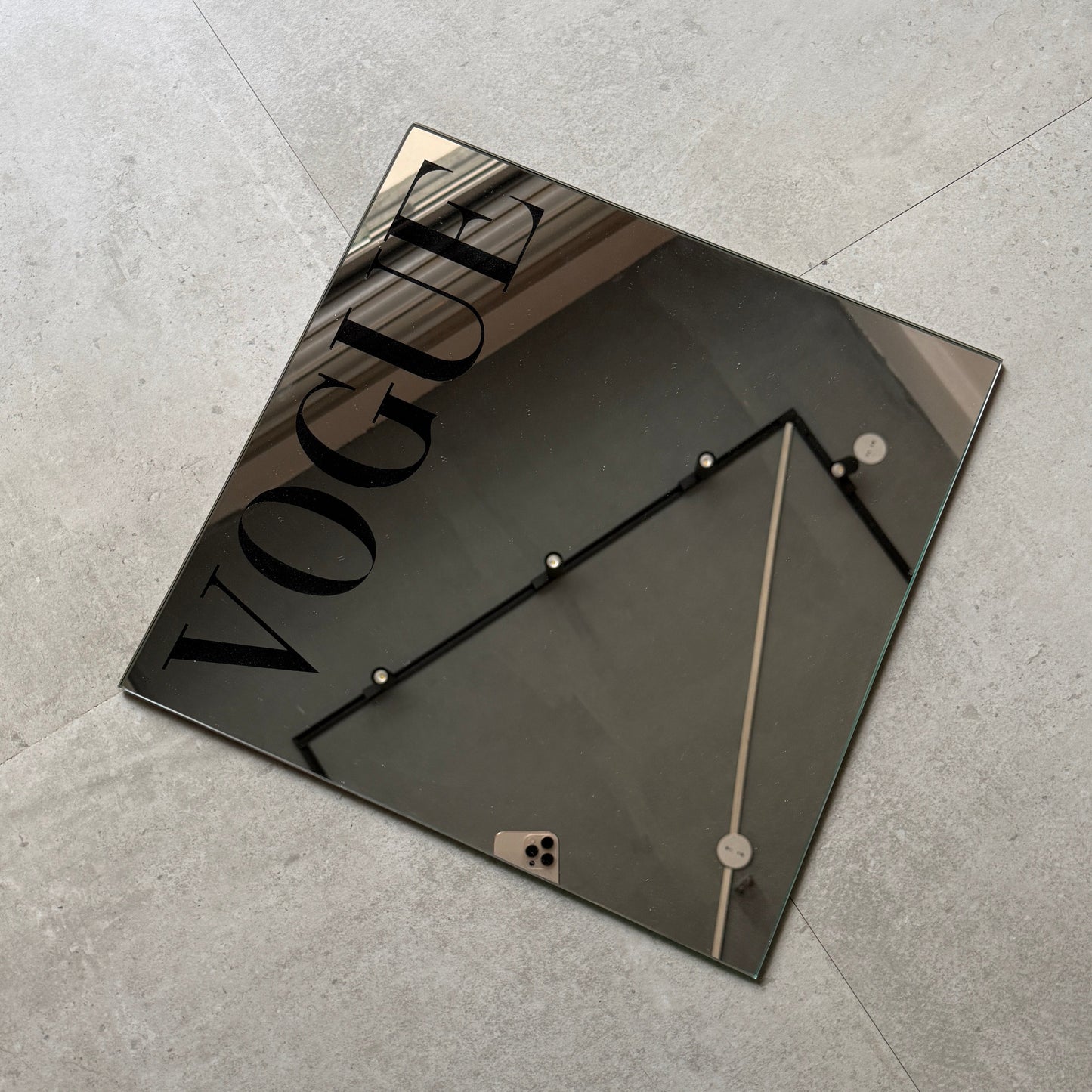 VOGUE MIRROR