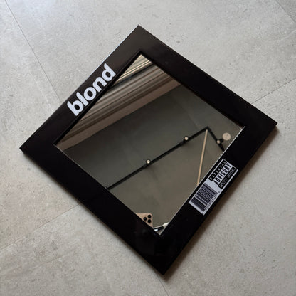 BLOND MIRROR