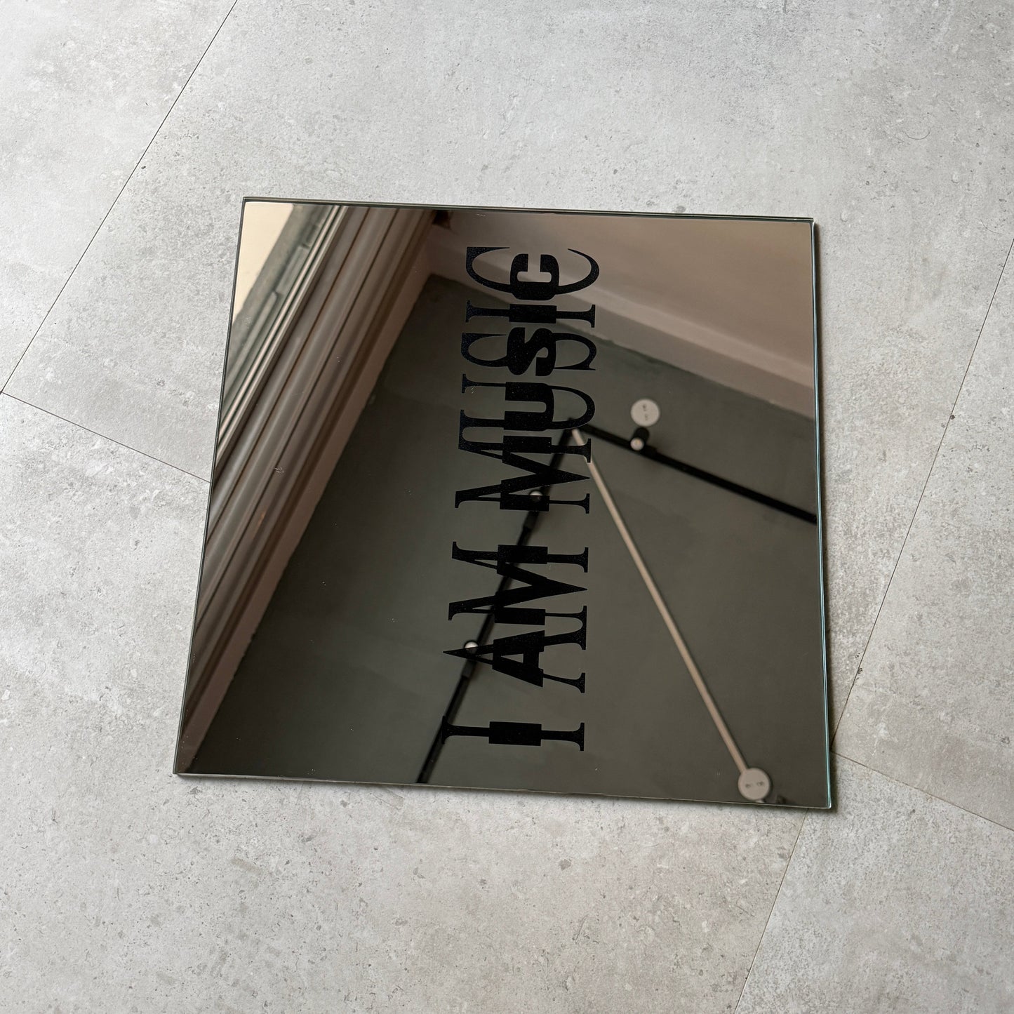 IAMMUSIC MIRROR